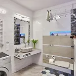 Διαμέρισμα Golden Hour Apartments- Plac Slowianski 36 *