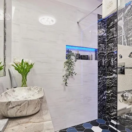 아파트 Golden Hour Apartments- Plac Slowianski 36